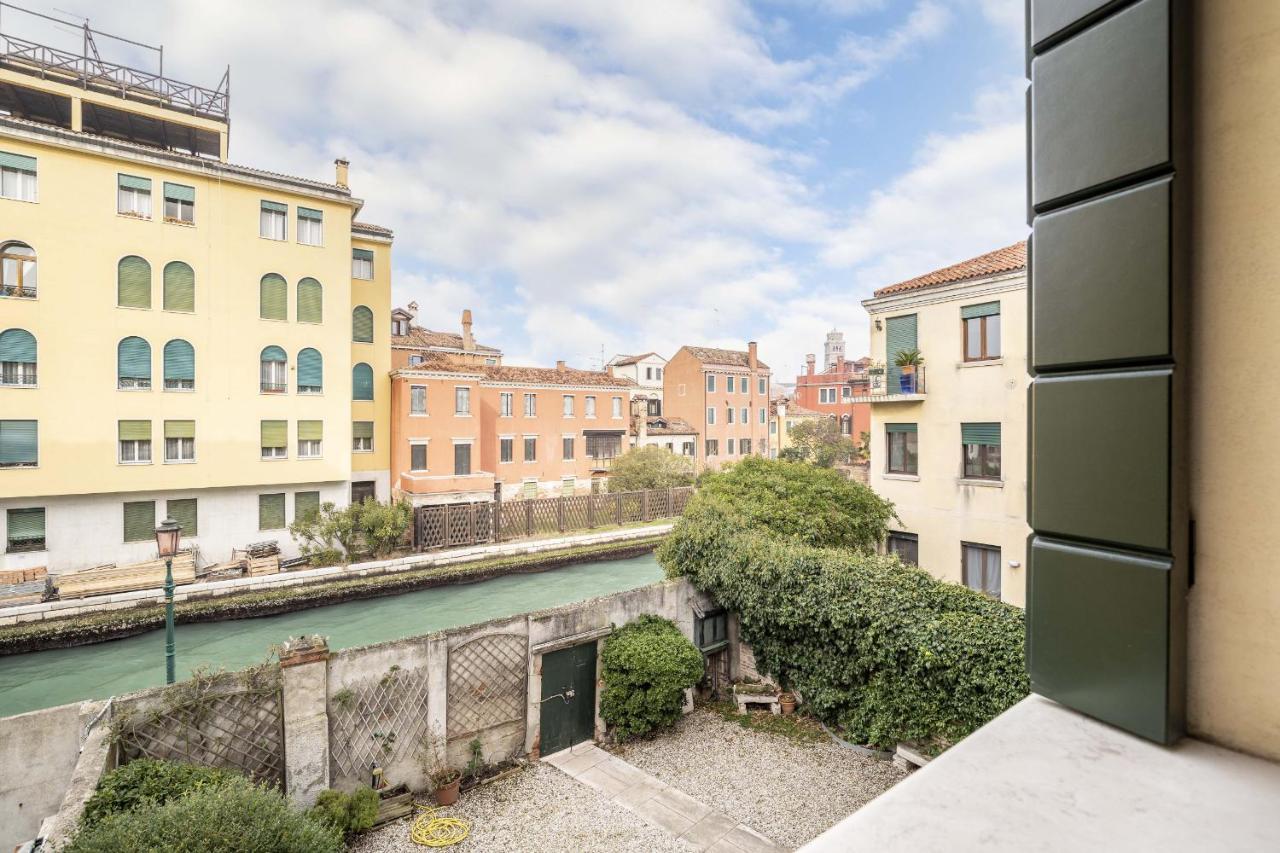 Tolentini Canal View & Terrace By Wonderful Italy البندقية المظهر الخارجي الصورة