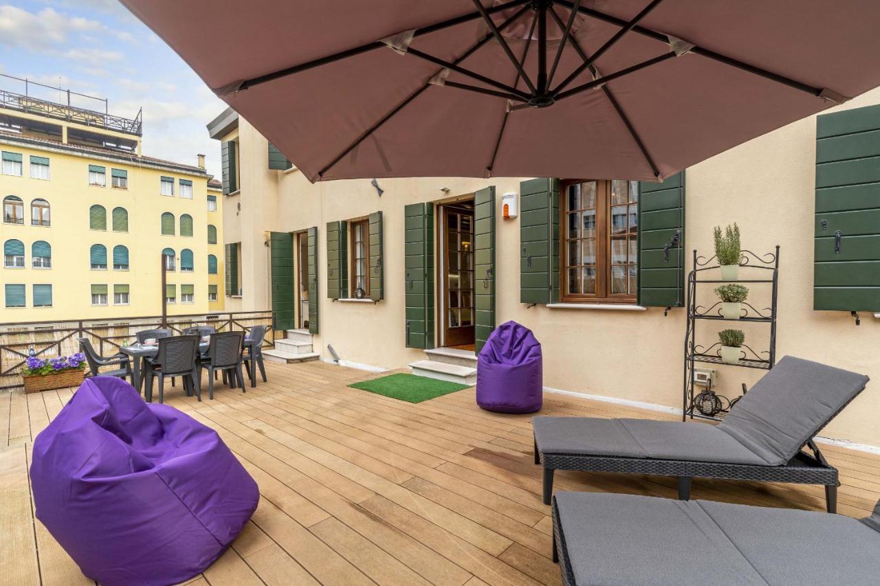 Tolentini Canal View & Terrace By Wonderful Italy البندقية المظهر الخارجي الصورة